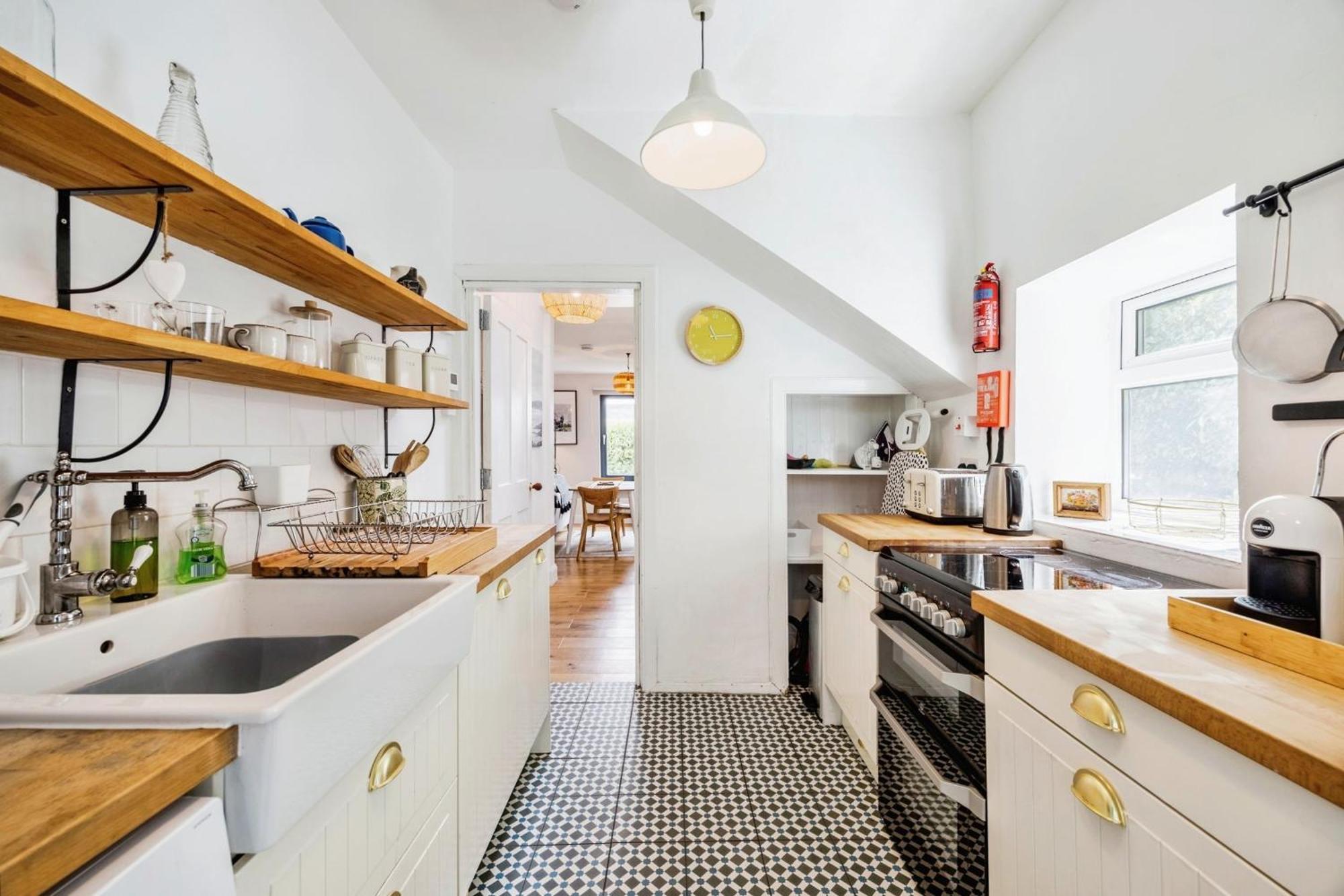 Cosy Lochside Cottage With Mountain And Sea Views Clynder エクステリア 写真