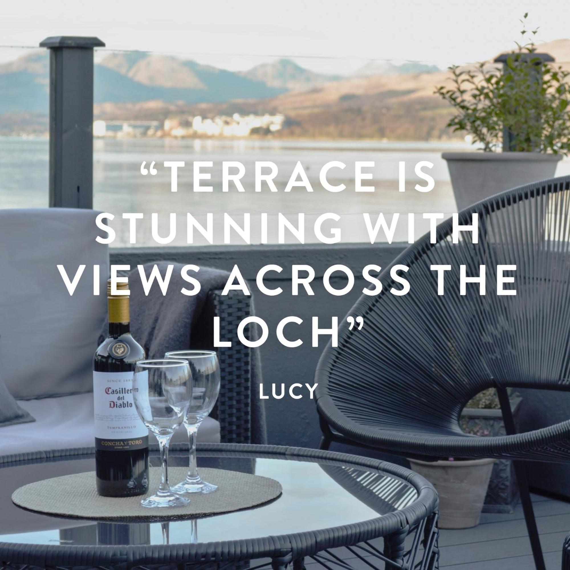 Cosy Lochside Cottage With Mountain And Sea Views Clynder エクステリア 写真